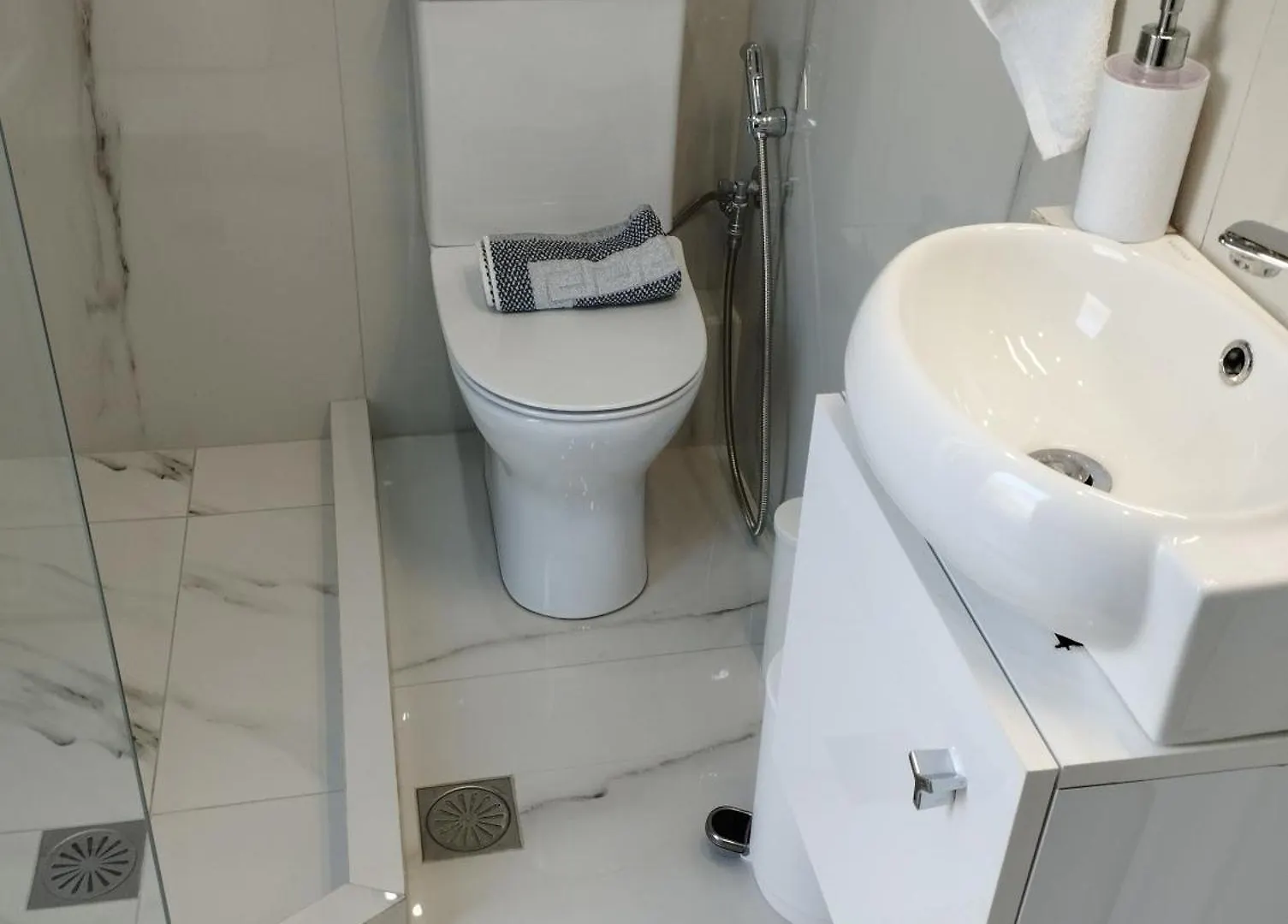 Λαμπερό Διαμέρισμα 1 Tessalónica Apartamento